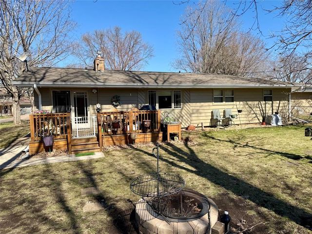 1227 Bradley Avenue, Eau Claire, WI 54701