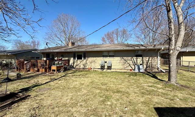 1227 Bradley Avenue, Eau Claire, WI 54701