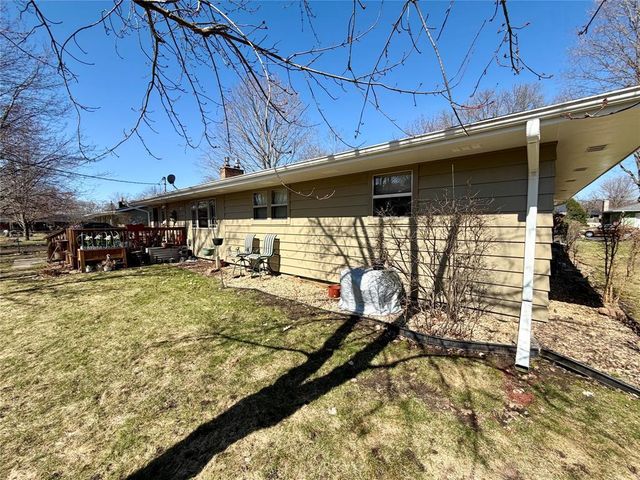 1227 Bradley Avenue, Eau Claire, WI 54701