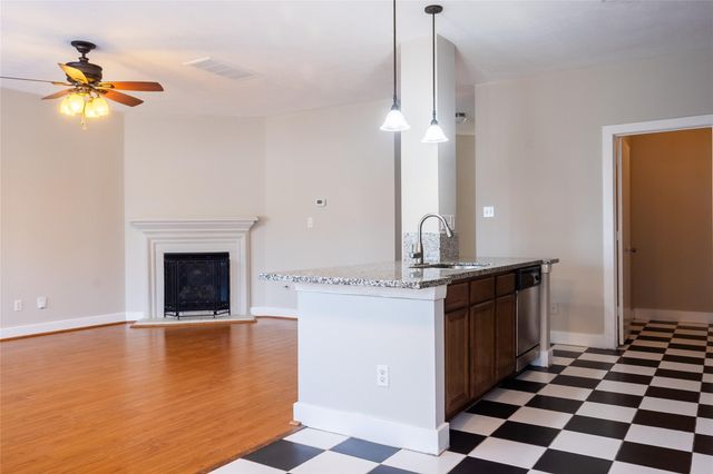 11720 Chanteloup Drive, Houston, TX 77047