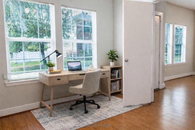 11720 Chanteloup Drive, Houston, TX 77047