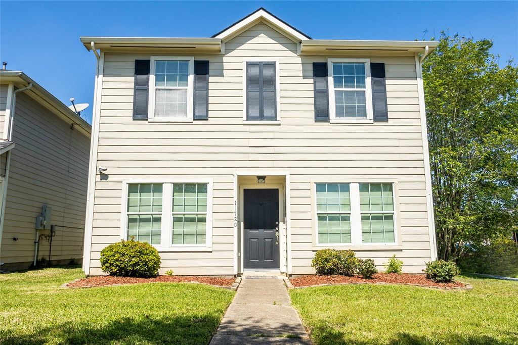 11720 Chanteloup Drive, Houston, TX 77047