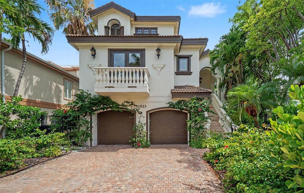 Image 1 of property listing at 11523 ANDY ROSSE LANE, Captiva, FL 33924