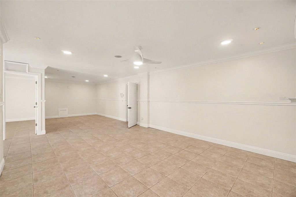 Image 32 of property listing at 11523 ANDY ROSSE LANE, Captiva, FL 33924