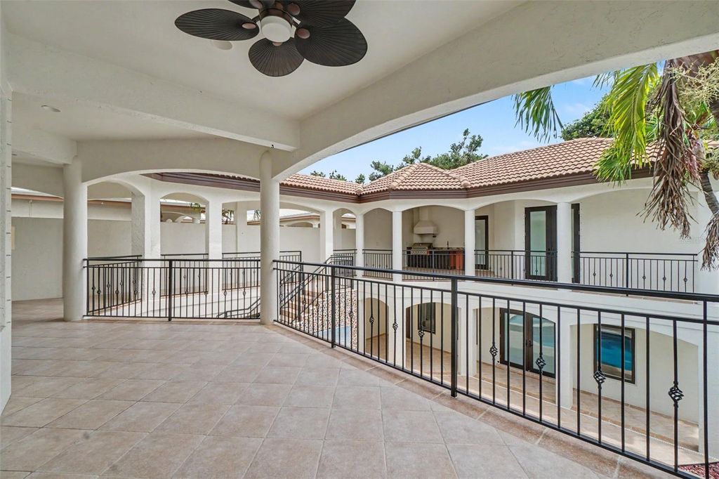 Image 42 of property listing at 11523 ANDY ROSSE LANE, Captiva, FL 33924