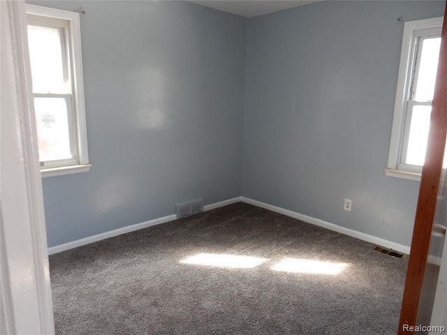 1704 Walnut Street, Dearborn, MI 48124