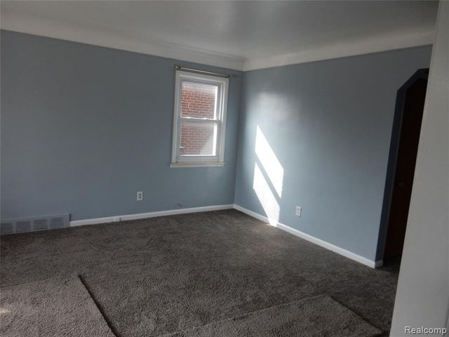 1704 Walnut Street, Dearborn, MI 48124