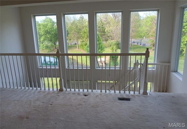 318 Coventry Trail Lane, Maryland Heights, MO 63043