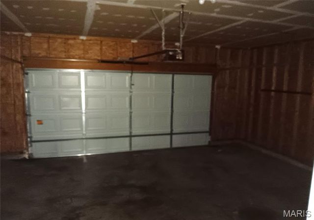 318 Coventry Trail Lane, Maryland Heights, MO 63043