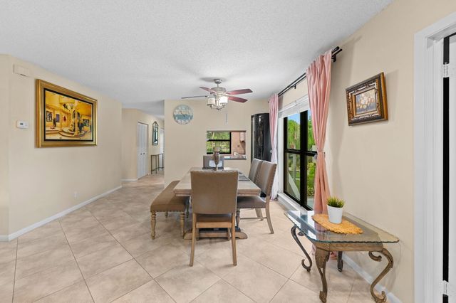 21669 TALL PALM Circle 1B, Boca Raton, FL 33433