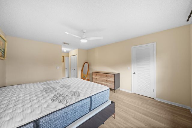 21669 TALL PALM Circle 1B, Boca Raton, FL 33433