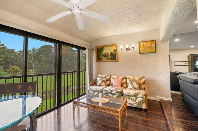 21669 TALL PALM Circle 1B, Boca Raton, FL 33433