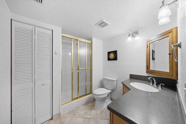 21669 TALL PALM Circle 1B, Boca Raton, FL 33433