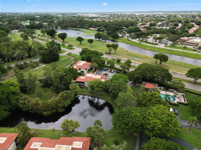 21669 TALL PALM Circle 1B, Boca Raton, FL 33433