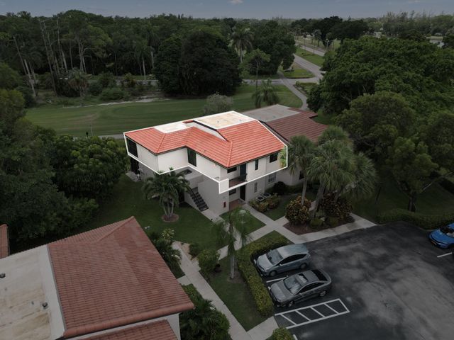 21669 TALL PALM Circle 1B, Boca Raton, FL 33433