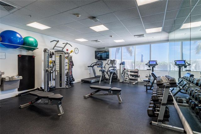 704 N Ocean Boulevard 404, Pompano Beach, FL 33062