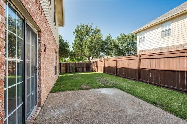 9401 Abbey Road, Irving, TX 75063