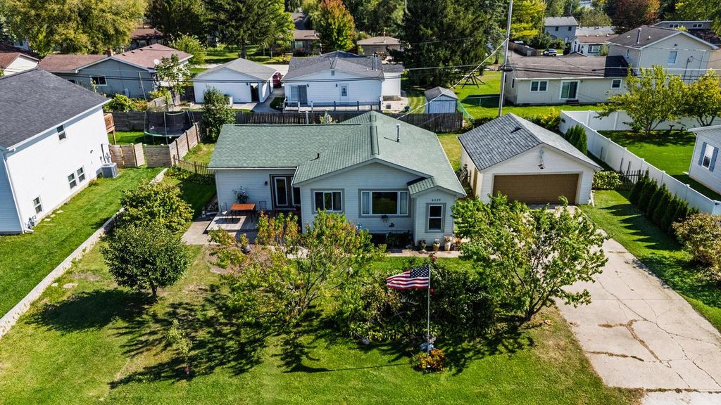 6329 247th AVENUE, Salem, WI 53168