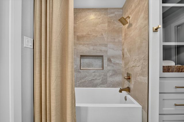 3505 Bellaire Park Court, Fort Worth, TX 76109