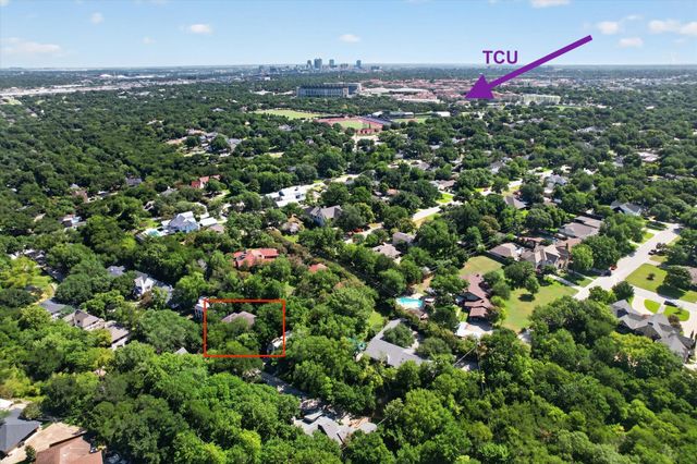 3505 Bellaire Park Court, Fort Worth, TX 76109
