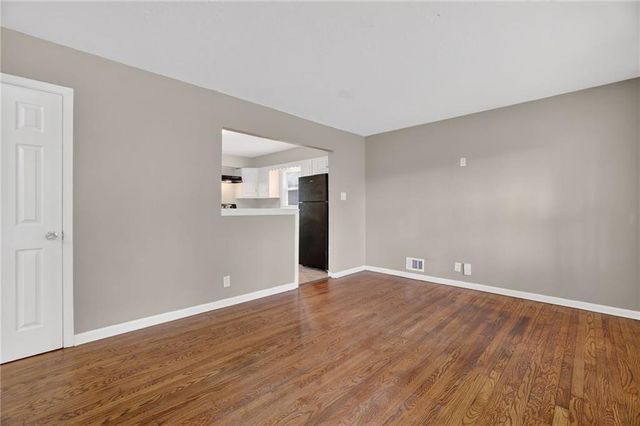 7608 E 48th Terrace, Kansas City, MO 64129