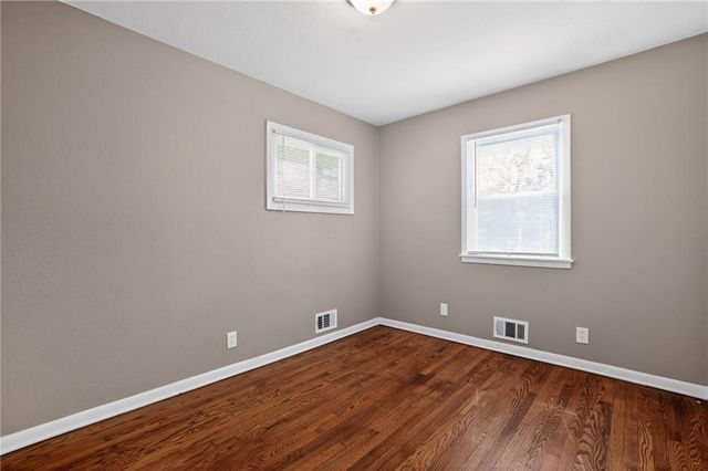 7608 E 48th Terrace, Kansas City, MO 64129