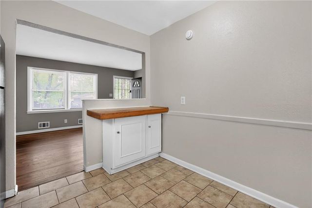 7608 E 48th Terrace, Kansas City, MO 64129