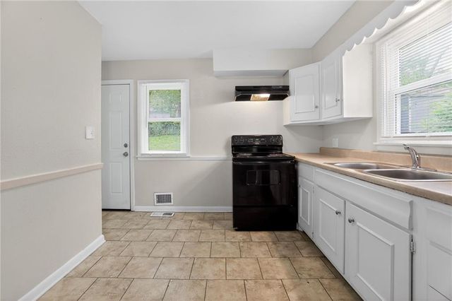 7608 E 48th Terrace, Kansas City, MO 64129