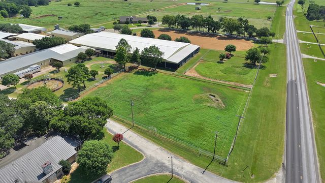 15135 E Fm 922, Tioga, TX 76271