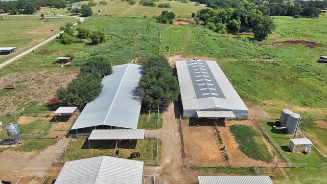 15135 E Fm 922, Tioga, TX 76271