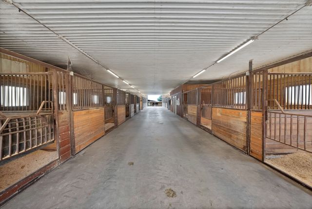 15135 E Fm 922, Tioga, TX 76271