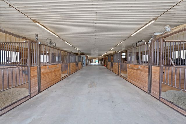 15135 E Fm 922, Tioga, TX 76271