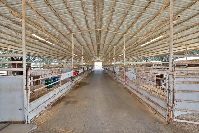 15135 E Fm 922, Tioga, TX 76271