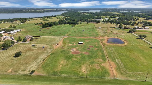 15135 E Fm 922, Tioga, TX 76271