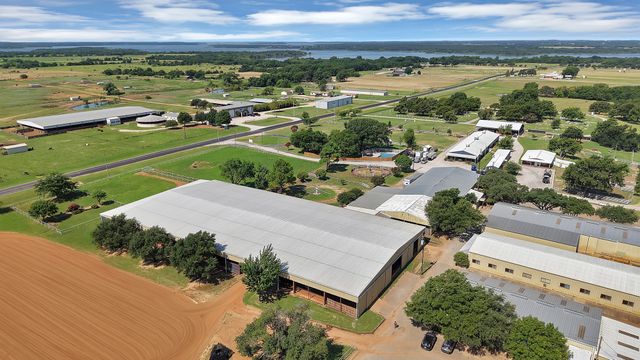 15135 E Fm 922, Tioga, TX 76271