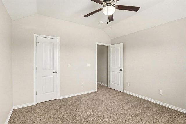 11009 SW 39th Court, Mustang, OK 73064