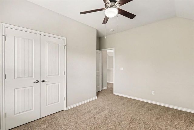 11009 SW 39th Court, Mustang, OK 73064
