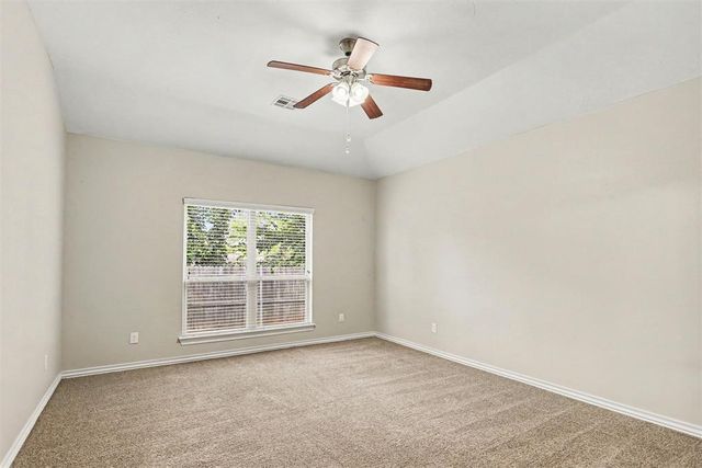 11009 SW 39th Court, Mustang, OK 73064