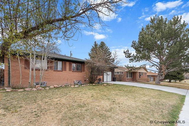 5417 FREDERICK DR, Cheyenne, WY 82009