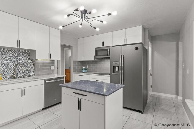 5417 FREDERICK DR, Cheyenne, WY 82009