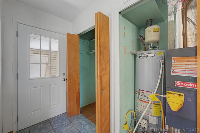 408 E E Street, Jenks, OK 74037