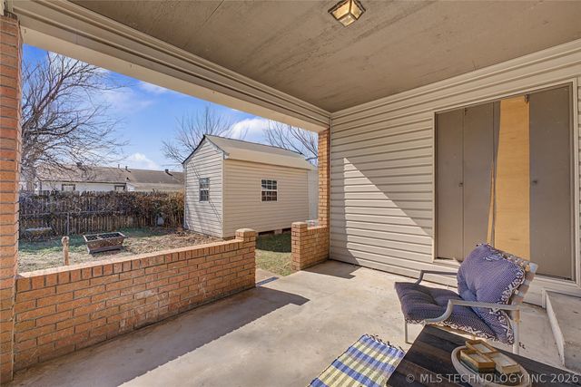 408 E E Street, Jenks, OK 74037