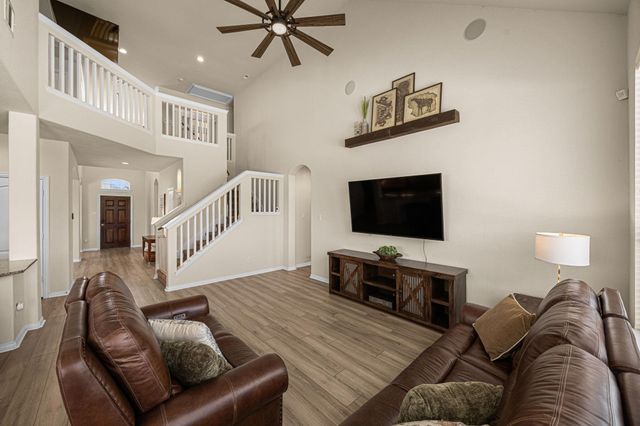 341 Burgundy Drive, Alvin, TX 77511