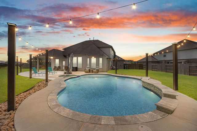 341 Burgundy Drive, Alvin, TX 77511