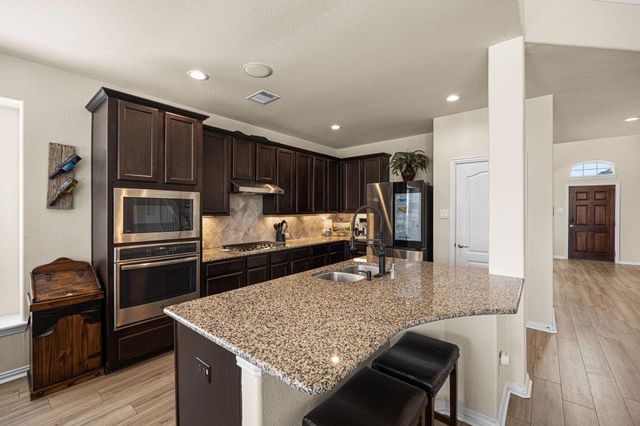 341 Burgundy Drive, Alvin, TX 77511