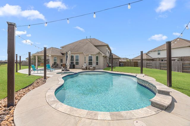 341 Burgundy Drive, Alvin, TX 77511