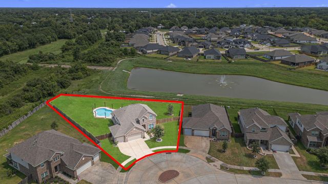 341 Burgundy Drive, Alvin, TX 77511
