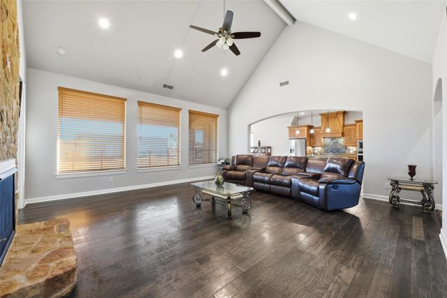 25275 Williams Drive, Justin, TX 76247