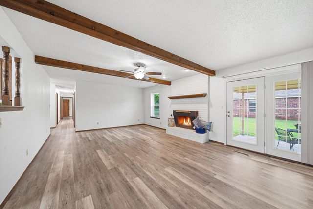 1100 N Oseuma Avenue, Claremore, OK 74017