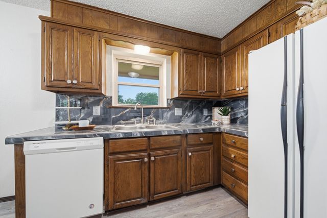 1100 N Oseuma Avenue, Claremore, OK 74017